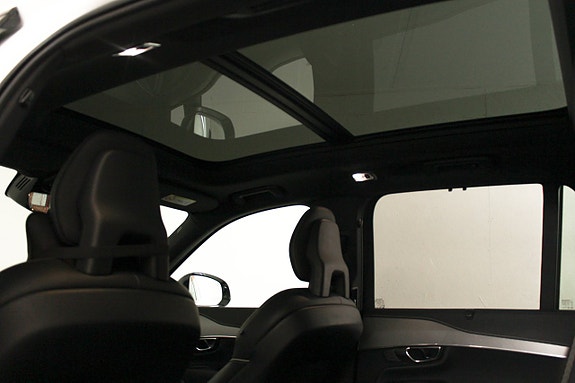 Volvo XC90 20 of 21