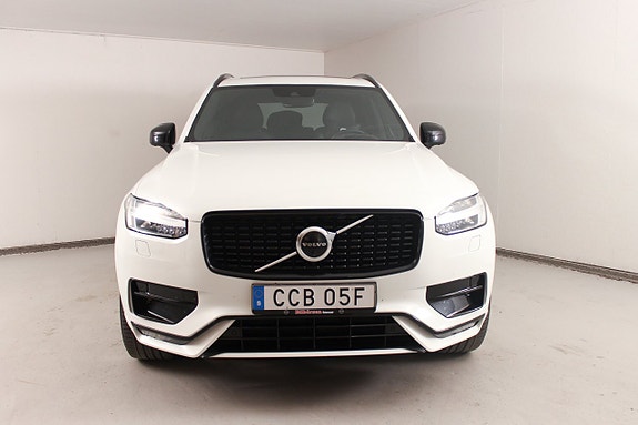 Volvo XC90 5 of 21