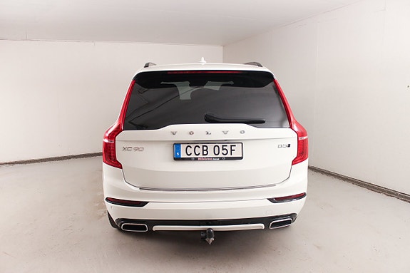 Volvo XC90 9 of 21