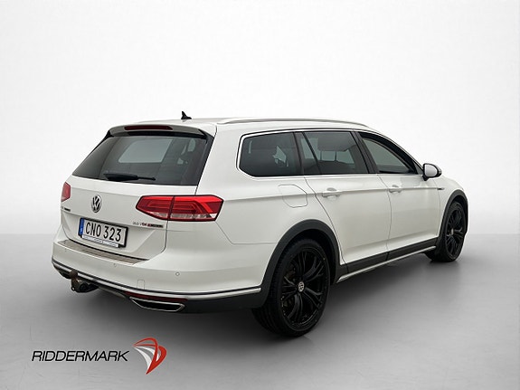 Volkswagen Passat Alltrack 8 of 30