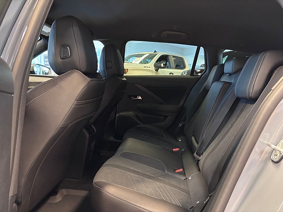 Opel Astra 6 of 16