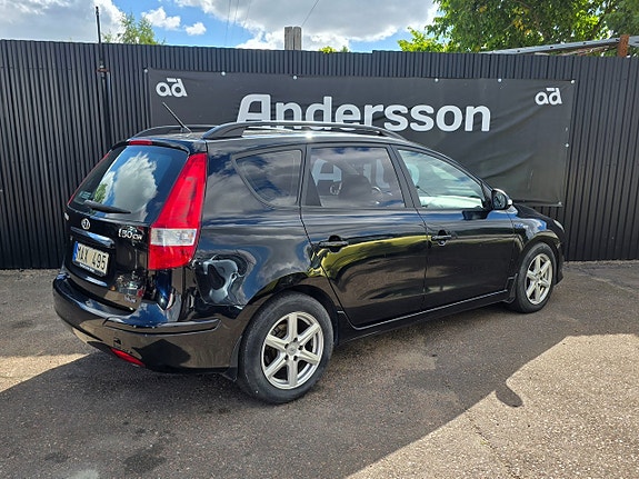 Hyundai i30 3 of 11