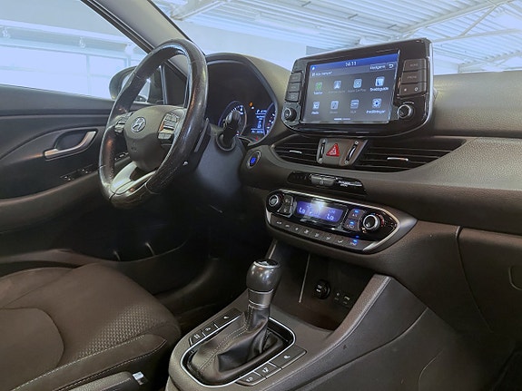 Hyundai i30 13 of 16