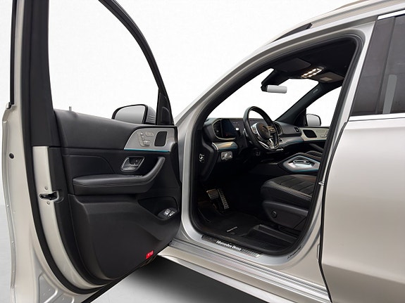 Mercedes-Benz GLE300 d 8 of 30