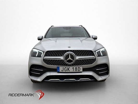 Mercedes-Benz GLE300 d 2 of 30