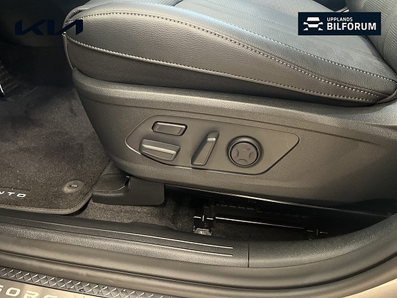 Kia Sorento 16 of 20