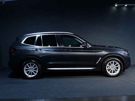 BMW X3 2 of 10