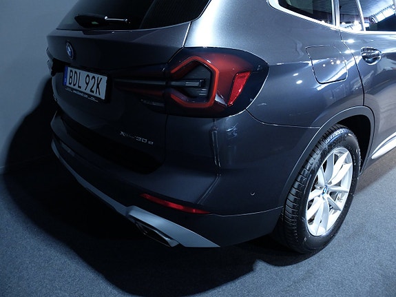 BMW X3 9 of 10