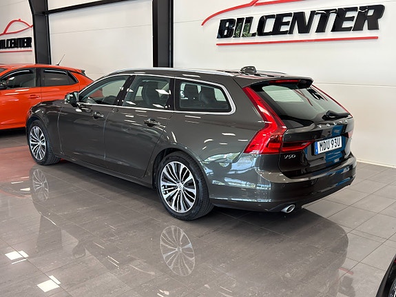 Volvo V90 3 of 15