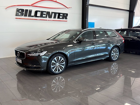 Volvo V90 2 of 15