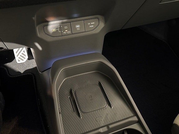 Kia EV3 12 of 14
