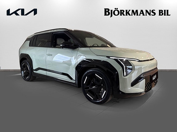 Kia EV3 3 of 14