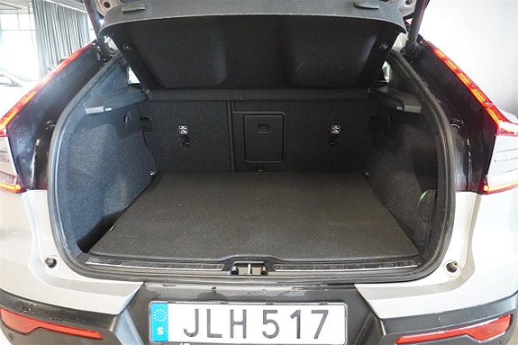 Volvo C40 6 of 17