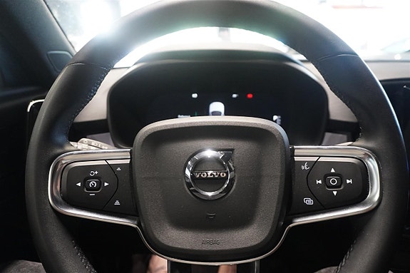 Volvo C40 13 of 17
