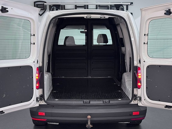 Volkswagen Caddy Maxi 9 of 22