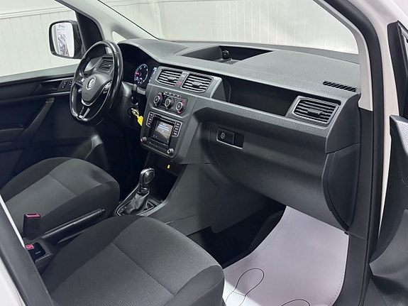 Volkswagen Caddy Maxi 14 of 22