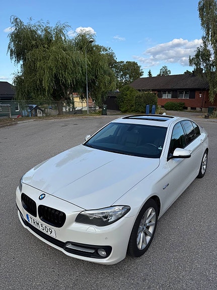 BMW 520d 4 of 12
