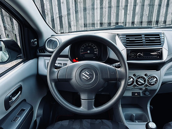 Suzuki Alto 9 of 22