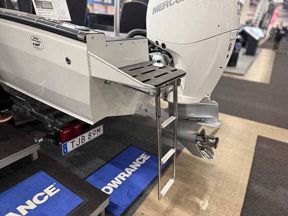 VIZION 560 / Mercury F150 / Marknadens hetaste sportfiskebåt 3 of 9