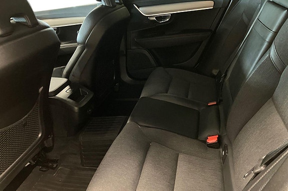 Volvo V90 11 of 27