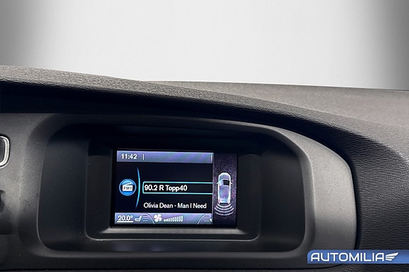 Volvo V40 8 of 16