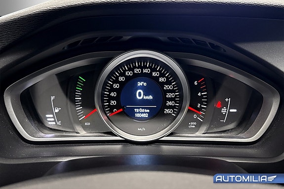 Volvo V40 7 of 16