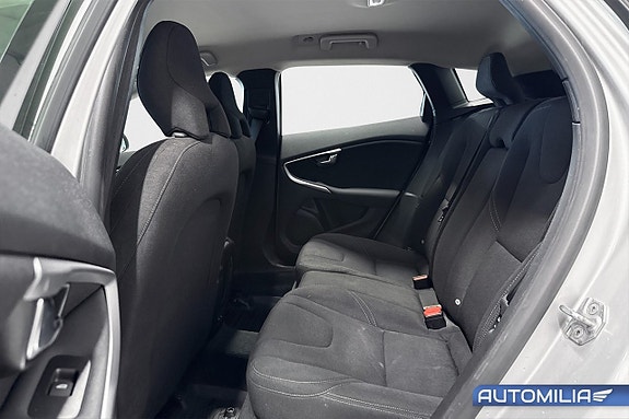 Volvo V40 4 of 16