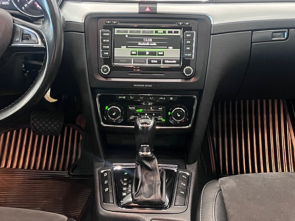 Skoda Superb 11 of 25
