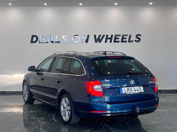 Skoda Superb 6 of 25