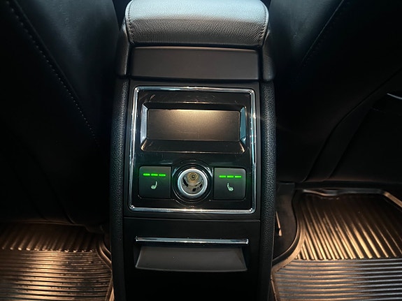 Skoda Superb 9 of 25