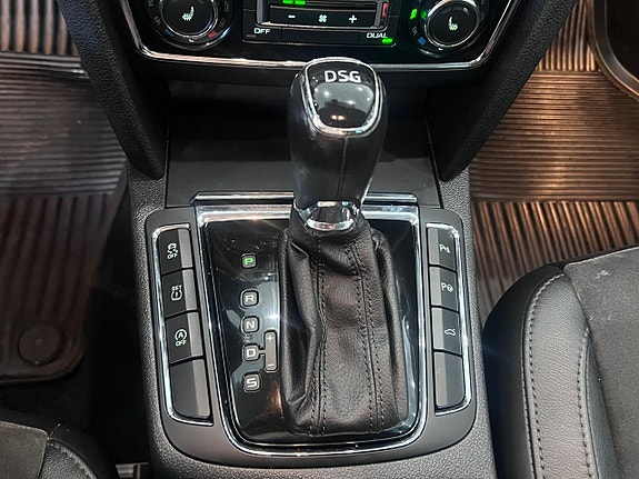 Skoda Superb 17 of 25