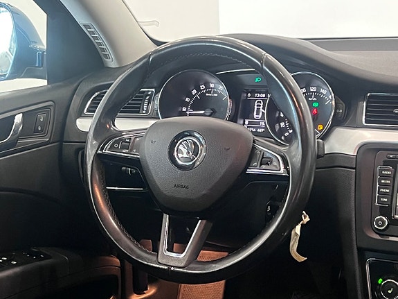 Skoda Superb 12 of 25