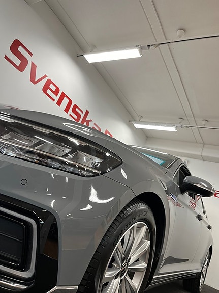 Volkswagen Passat 7 of 24