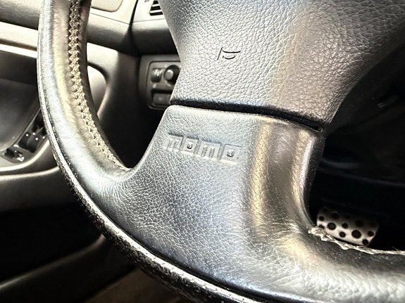 Subaru Legacy 19 of 25