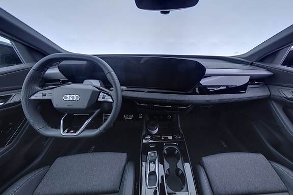 Audi Q6 e-tron 7 of 29