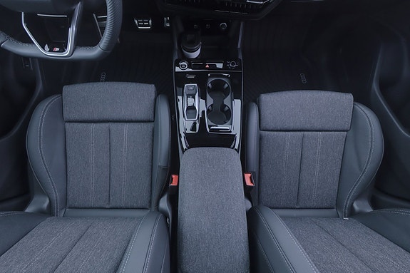 Audi Q6 e-tron 9 of 29