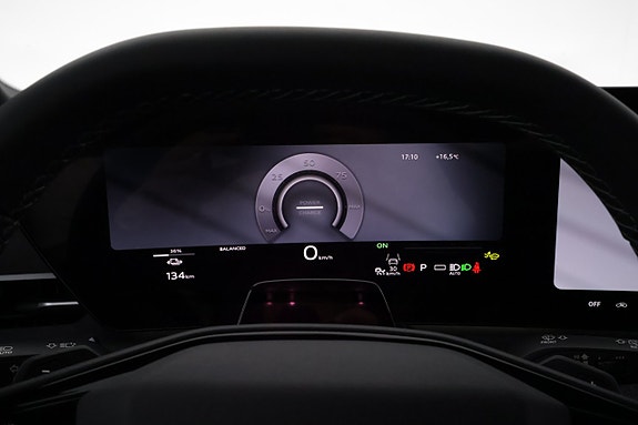 Audi Q6 e-tron 12 of 29