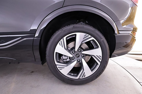 Audi Q6 e-tron 29 of 29