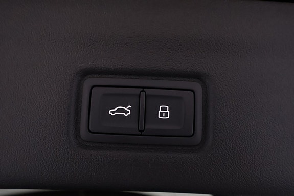 Audi Q6 e-tron 24 of 29