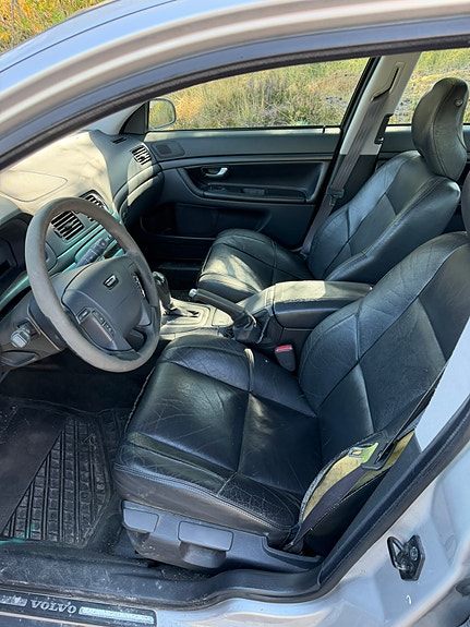Volvo S80 5 of 6