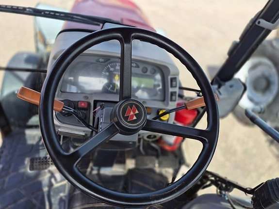 Massey Ferguson 1540 8 of 8