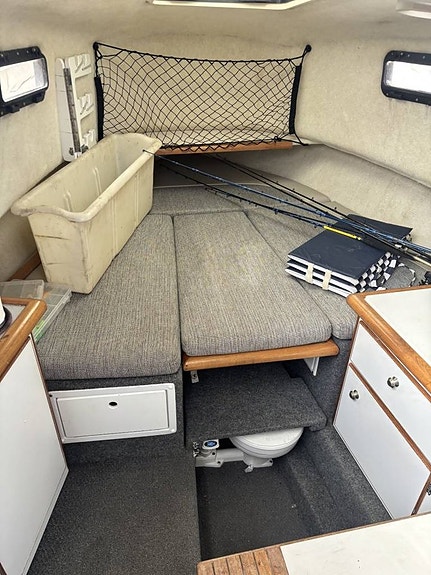HÖSTKLIPPET! BAYLINER TROPHY 2509 WALKAROUND 5 of 10