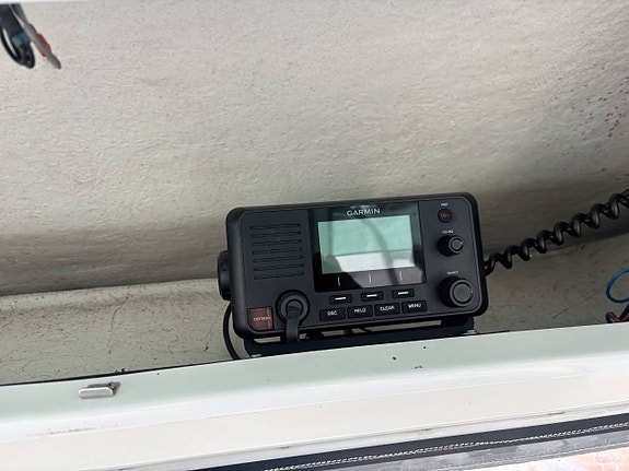 HÖSTKLIPPET! BAYLINER TROPHY 2509 WALKAROUND 8 of 10