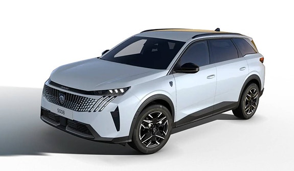 Peugeot 5008 2 of 8