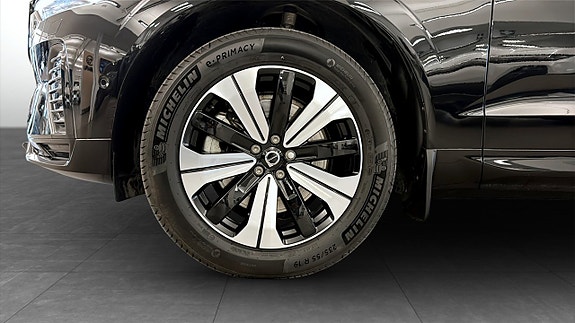 Volvo XC60 9 of 13