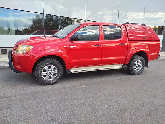 Toyota HiLux 4 of 7
