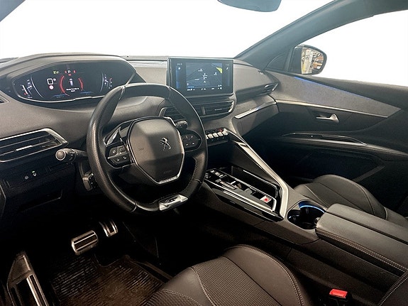 Peugeot 5008 4 of 17