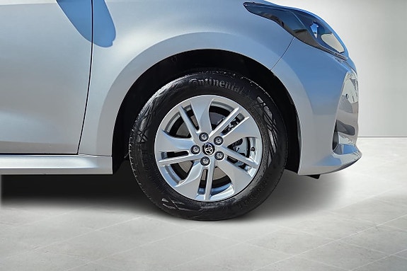 Toyota Yaris 9 of 19