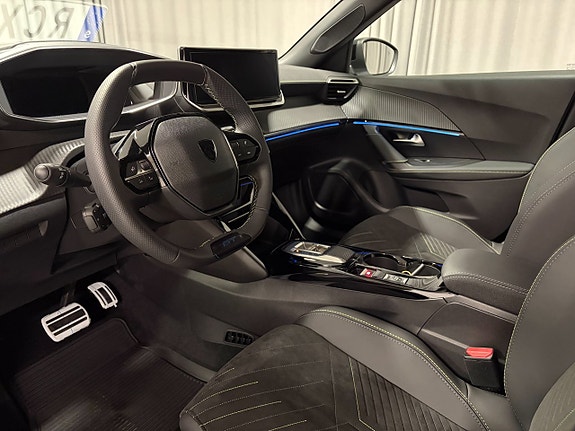 Peugeot e-2008 8 of 9