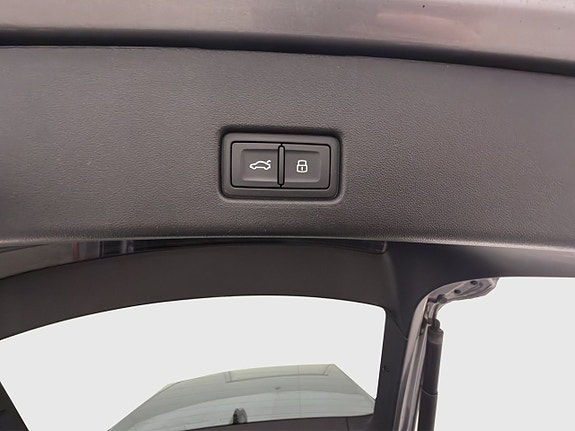 Audi Q4 e-tron 11 of 30